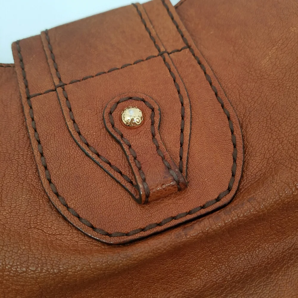 Tod's Peggy Hobo Shoulder Bag Brown Soft Leather